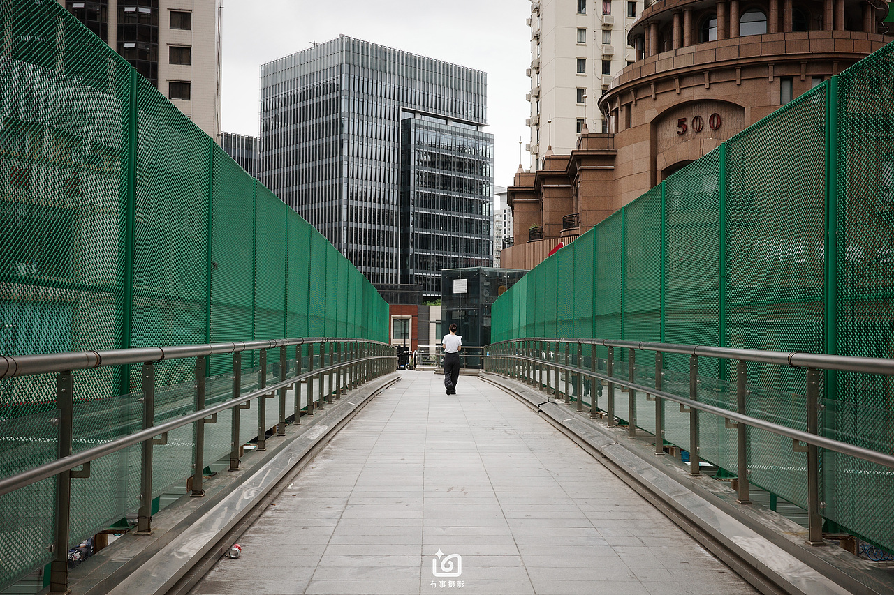 上海，街角游记（图ZMzcyMDExODI4） - 人文/纪实摄影 - 站酷设计师冇事摄影原创素材 - 站酷ZCOOL