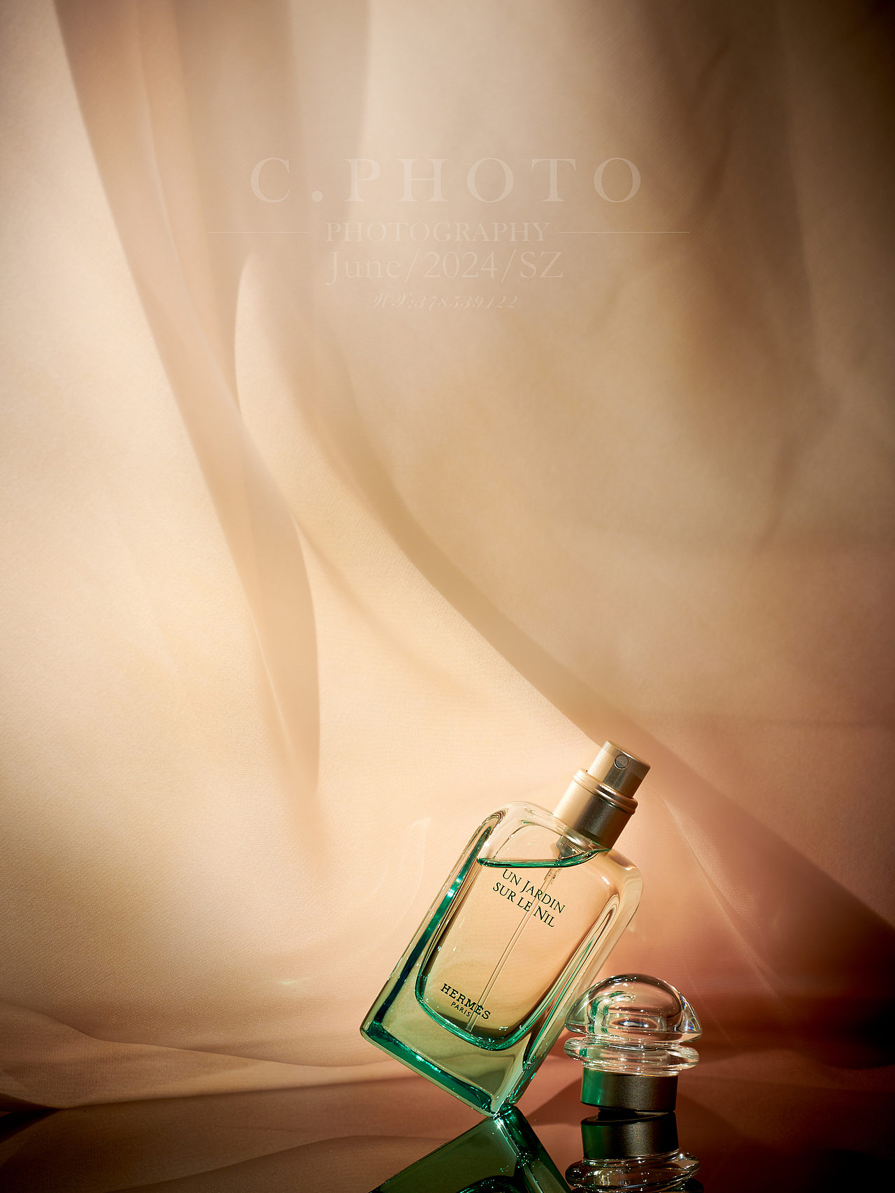 香水摄影深圳产品摄影上海美食摄影成都香水摄影