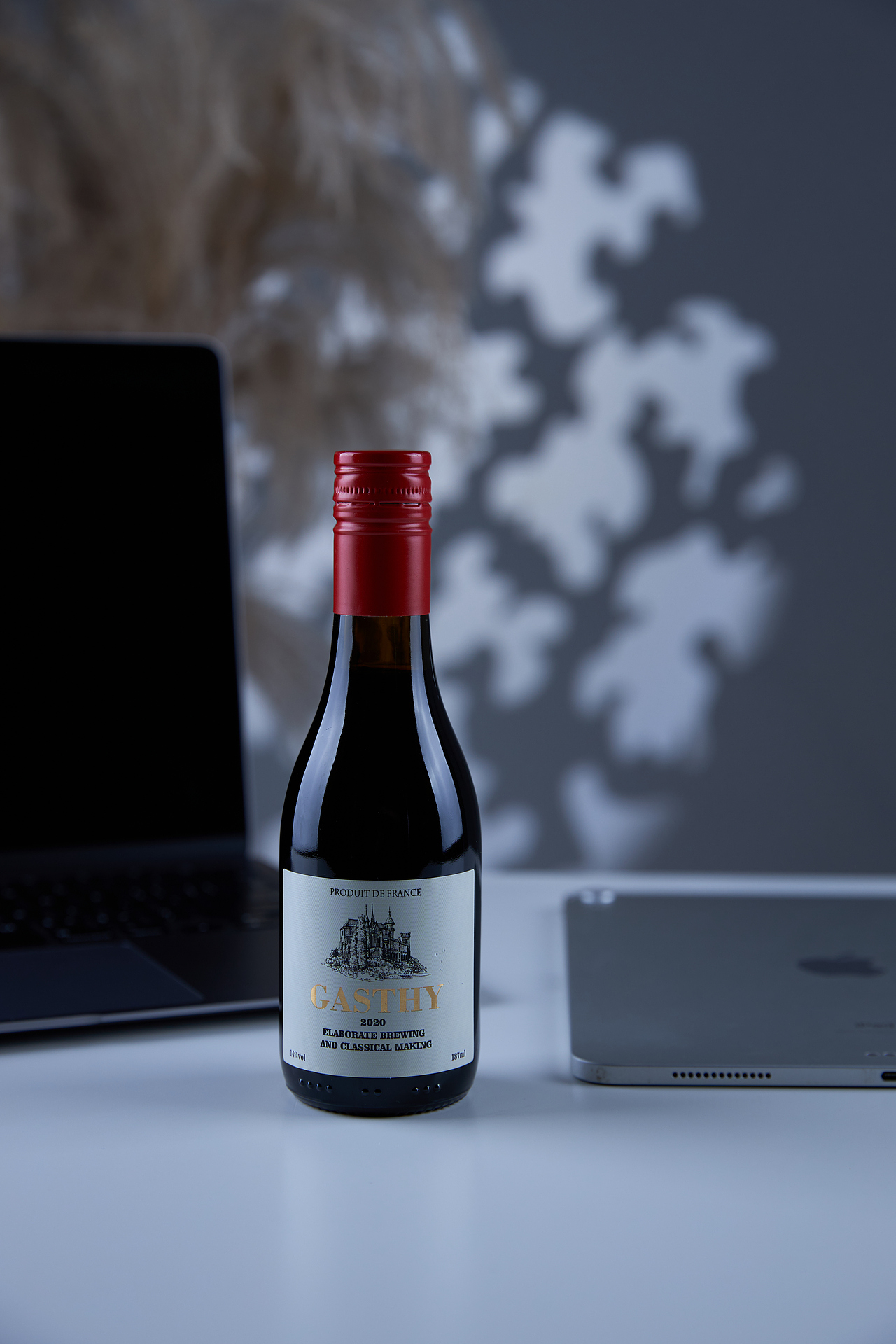 拍摄案例展示——红酒骑士古堡