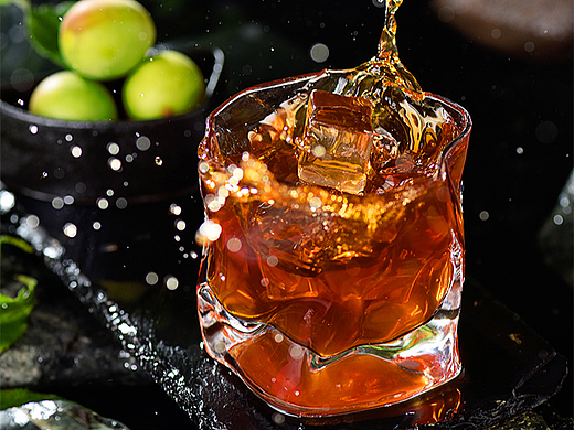 #静物摄影-果酒系列拍摄#森系风格果酒拍摄酒水产品