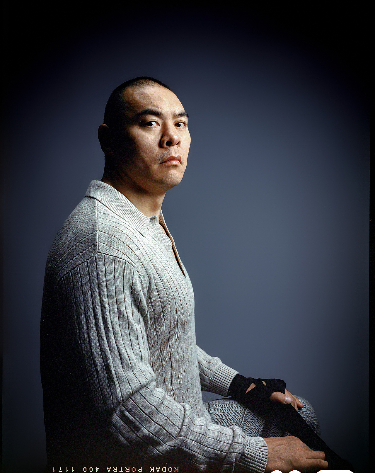 猛烈的拳头背后是温和的性格（图ZMzcyMzgyOTQ4） - 人像摄影 - 站酷设计师付增凯原创素材 - 站酷ZCOOL