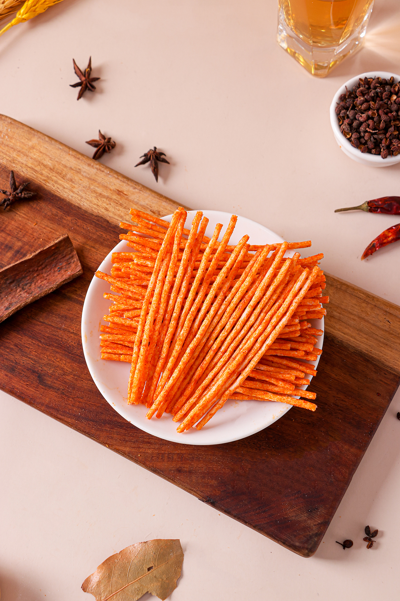 干脆辣片 料条 小面筋 辣味食品美食摄影光绪视觉策划