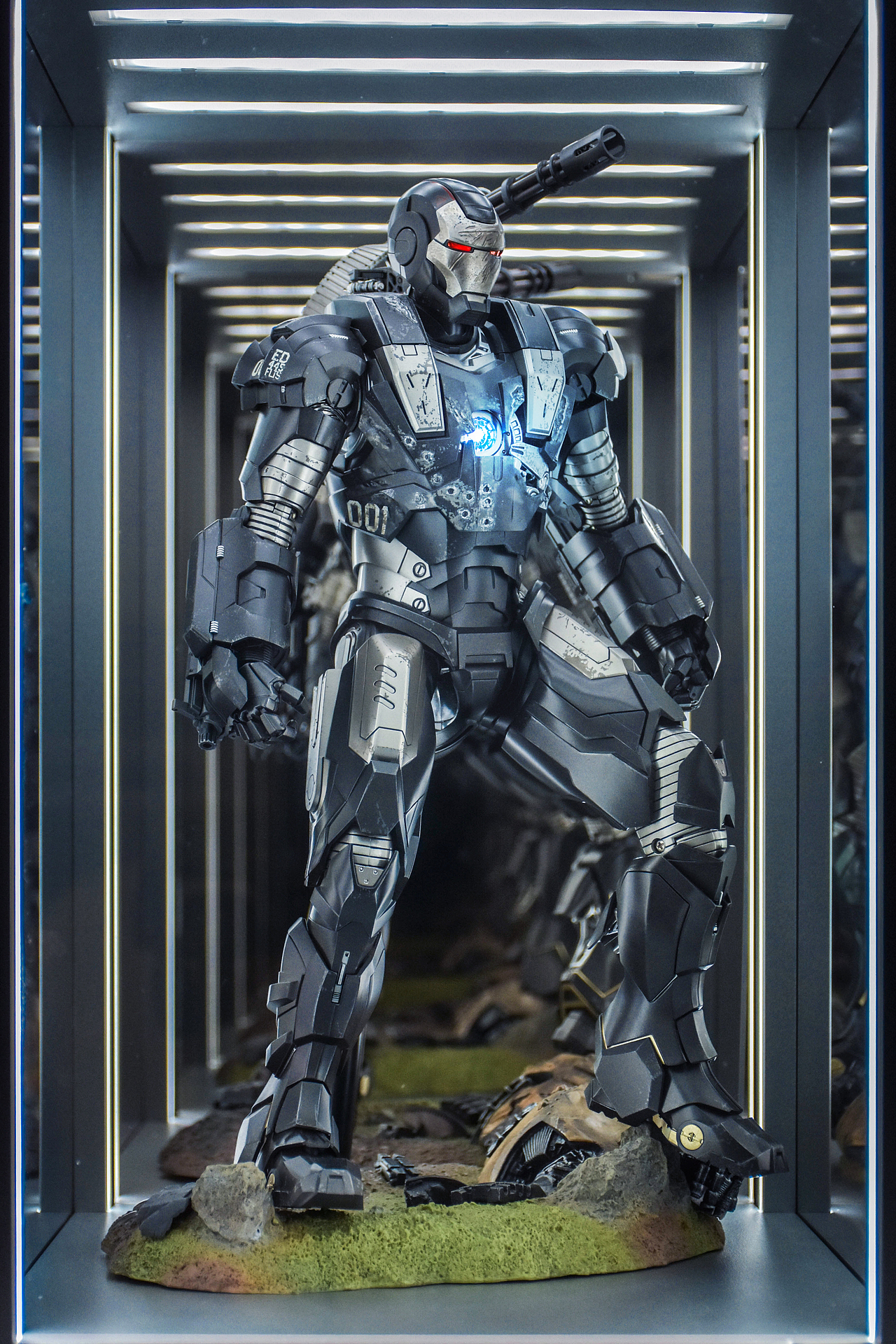 HOTTOYS WAR MACHINE 1.0（图ZMzcyNDg0MDA4） - 产品摄影 - 站酷设计师搏浪原创素材 - 站酷ZCOOL