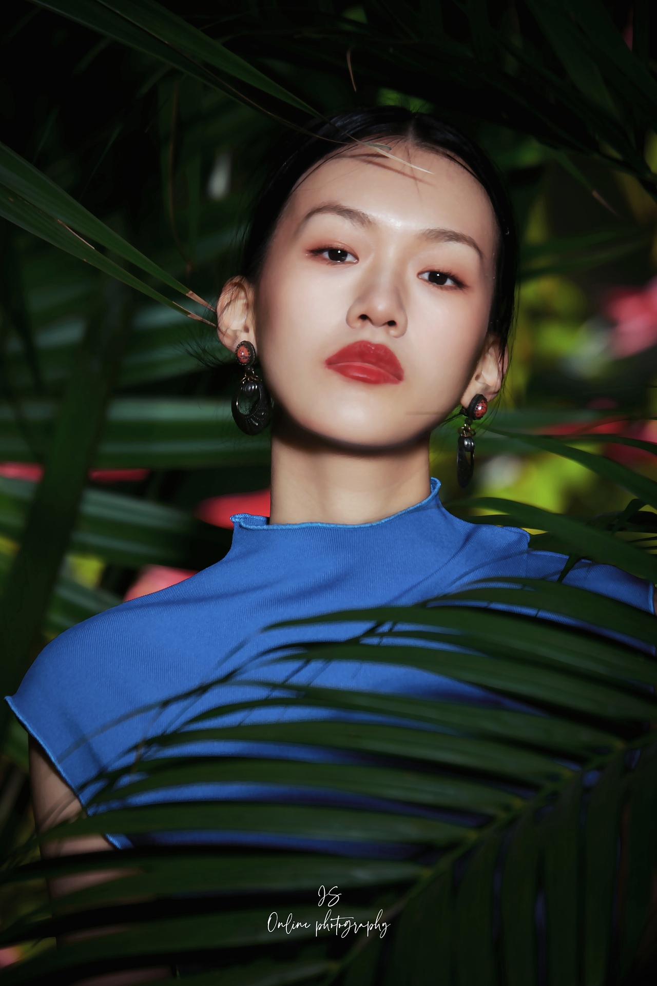 《在自然中》（图ZMzcyNTE3MTky） - 人像摄影 - 站酷设计师摄影师杰思原创素材 - 站酷ZCOOL