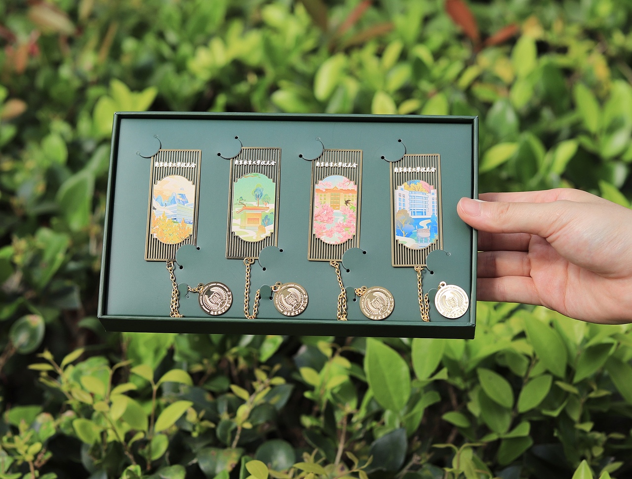 美啦!南京林业大学四季书签礼盒💖