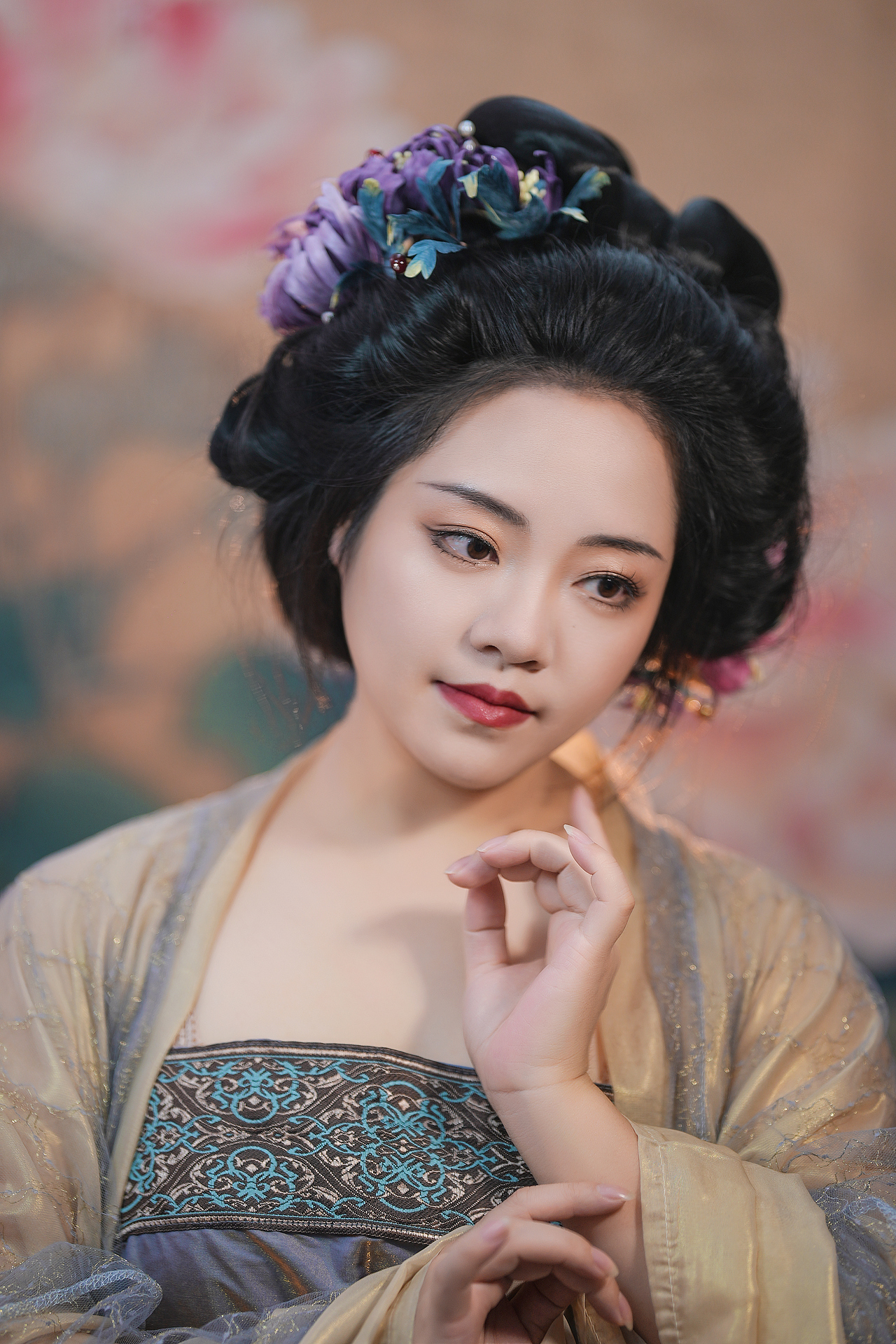 唐风妆造（图ZMzcyNTUzNjQ0） - 人像摄影 - 站酷设计师王西瓜爱摄影原创素材 - 站酷ZCOOL