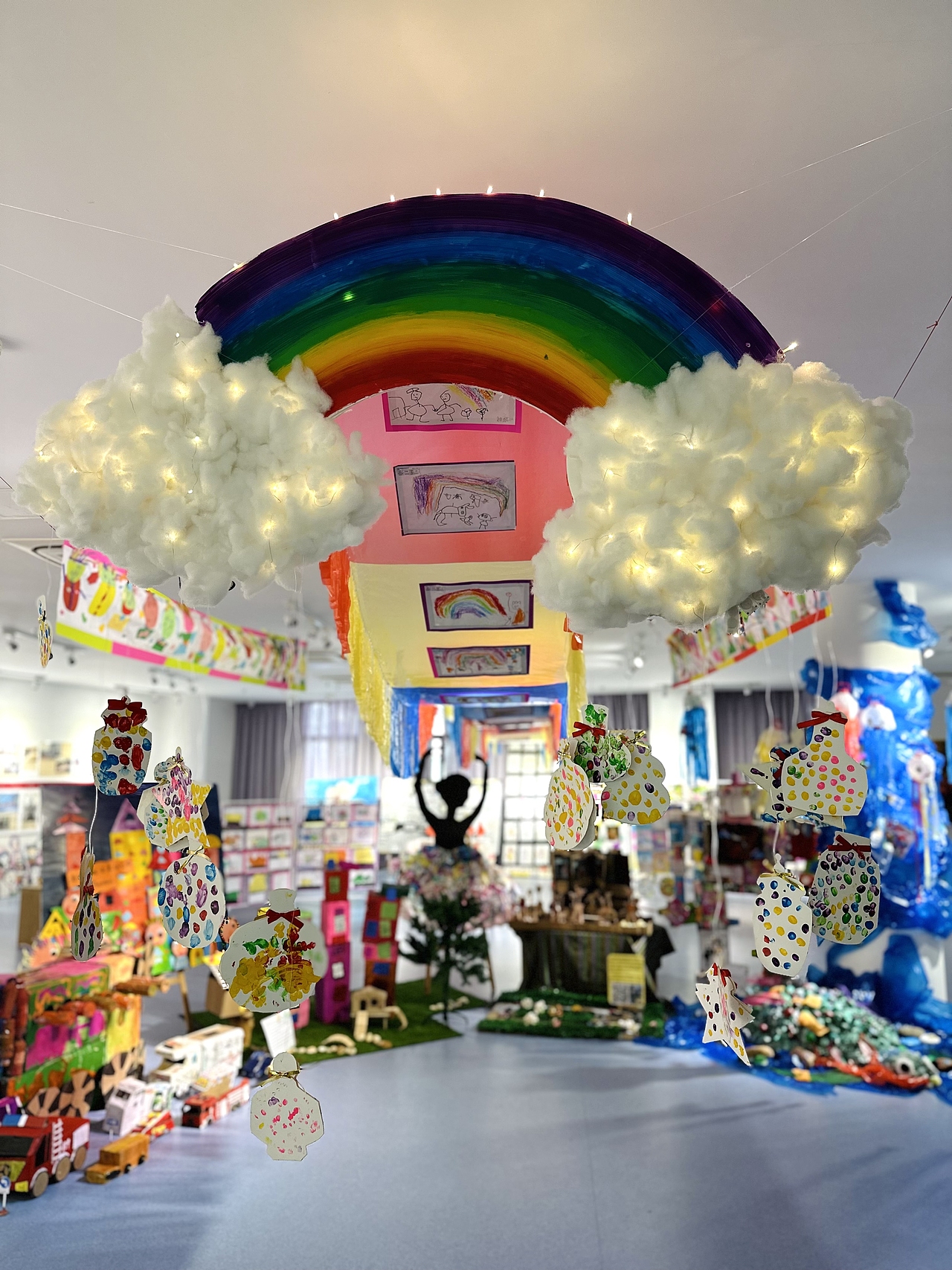 少儿美术作品展