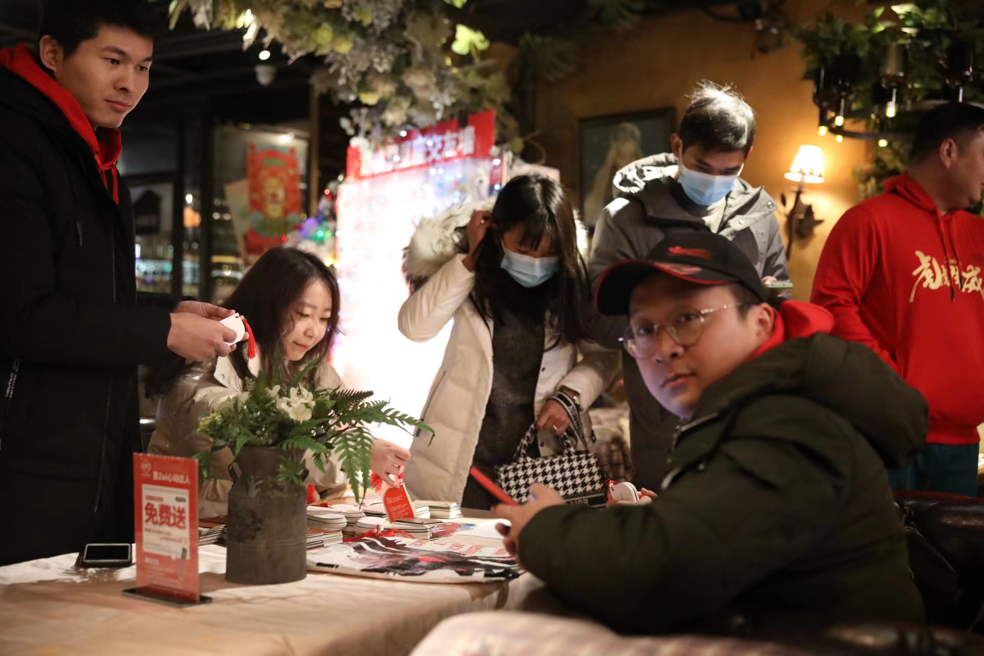 2021武汉设计师年会活动回顾（图ZMTQ4NDA0MjA=） - 资讯 - 站酷设计师WHDS高森原创素材 - 站酷ZCOOL