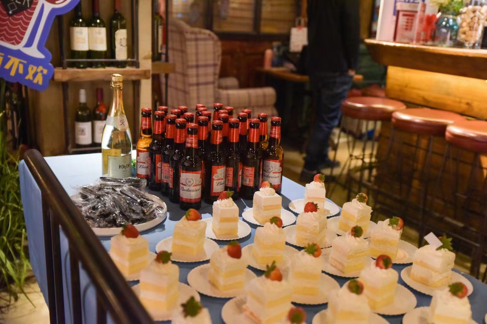 2021武汉设计师年会活动回顾（图ZMTQ4NDA0NDQ=） - 资讯 - 站酷设计师WHDS高森原创素材 - 站酷ZCOOL