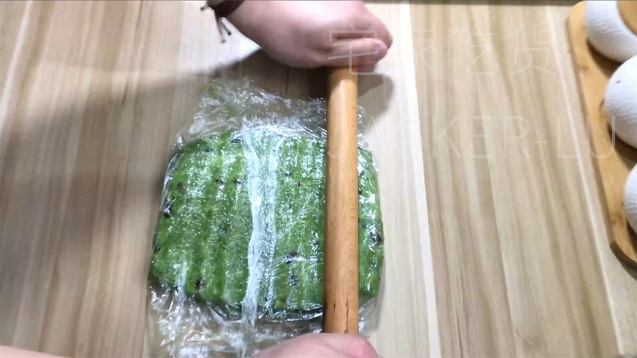 抹茶红豆司康,淡雅清新与醇厚甜蜜的邂逅。