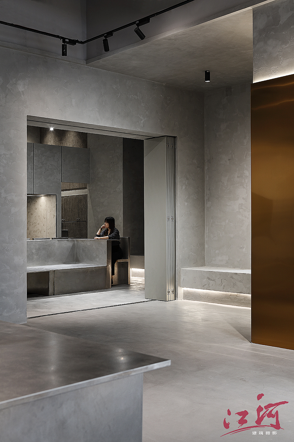 工业风空间|烟草店实景图|工业风店面|工业风空间店面（图ZMzcyNjgzMDU2） - 环境/建筑摄影 - 站酷设计师室内空间摄影原创素材 - 站酷ZCOOL