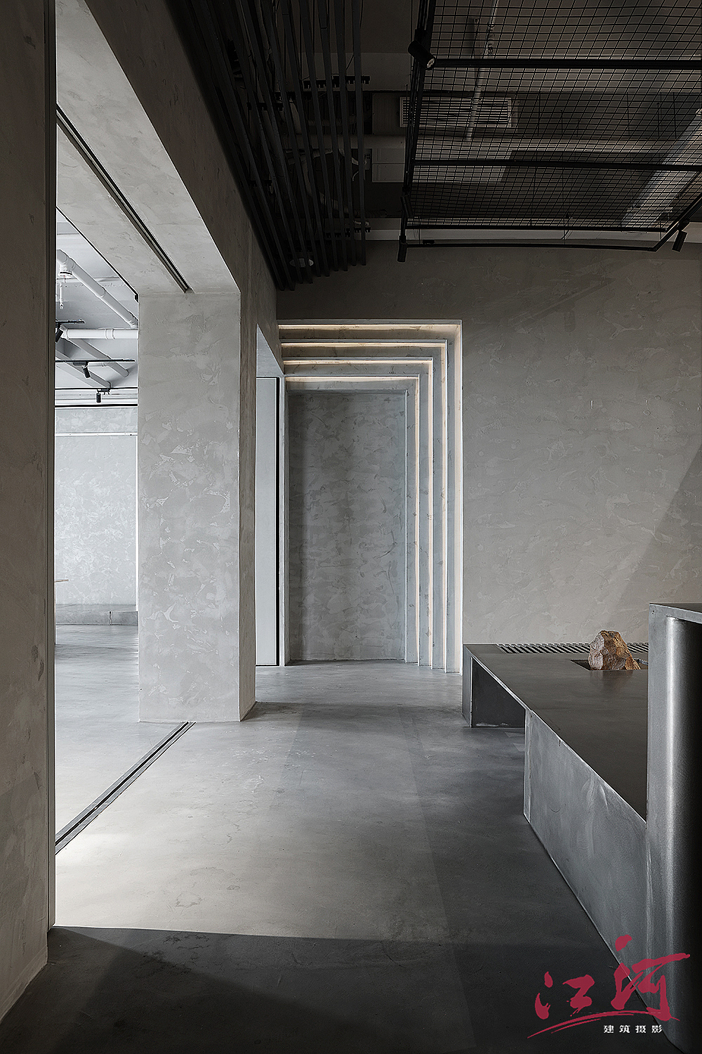 工业风空间|烟草店实景图|工业风店面|工业风空间店面（图ZMzcyNjgzMDg0） - 环境/建筑摄影 - 站酷设计师室内空间摄影原创素材 - 站酷ZCOOL