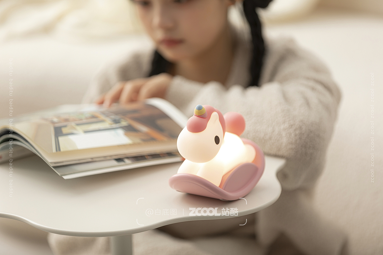 随手拍丨egogo彩虹木马小夜灯