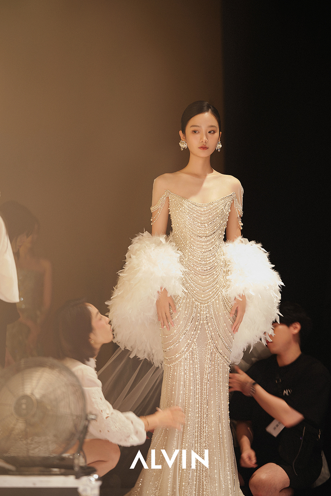 esee英模｜群像｜希尔顿婚纱（图ZMzcyNzU5Nzg0） - 时尚/艺术摄影 - 站酷设计师esee英模广州原创素材 - 站酷ZCOOL