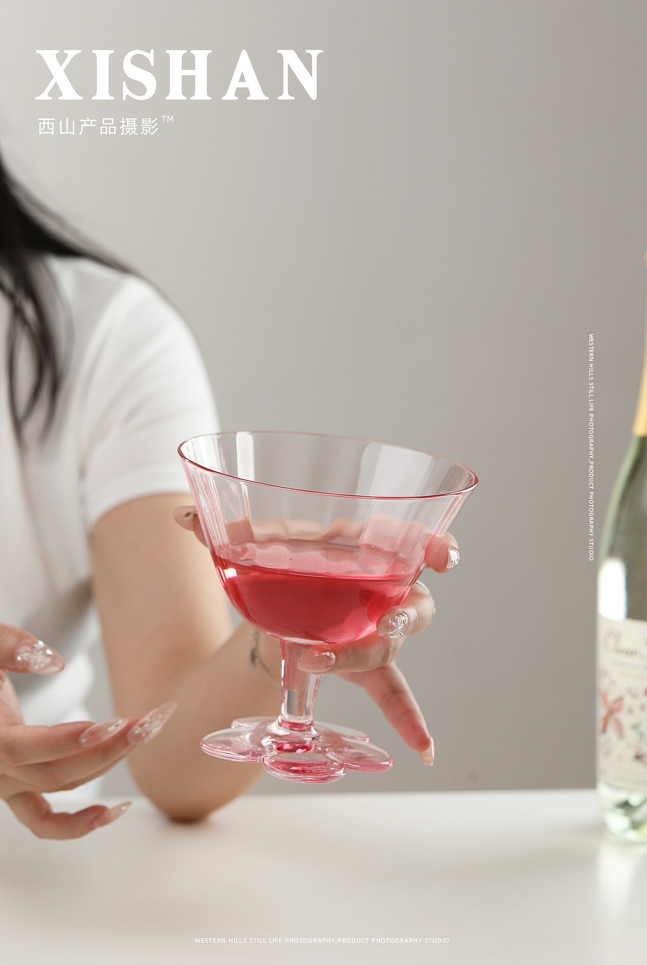 设计款｜渐变色水晶玻璃高脚杯拍摄（图ZMzcyODU5NzA0） - 产品摄影 - 站酷设计师摄影师西山原创素材 - 站酷ZCOOL