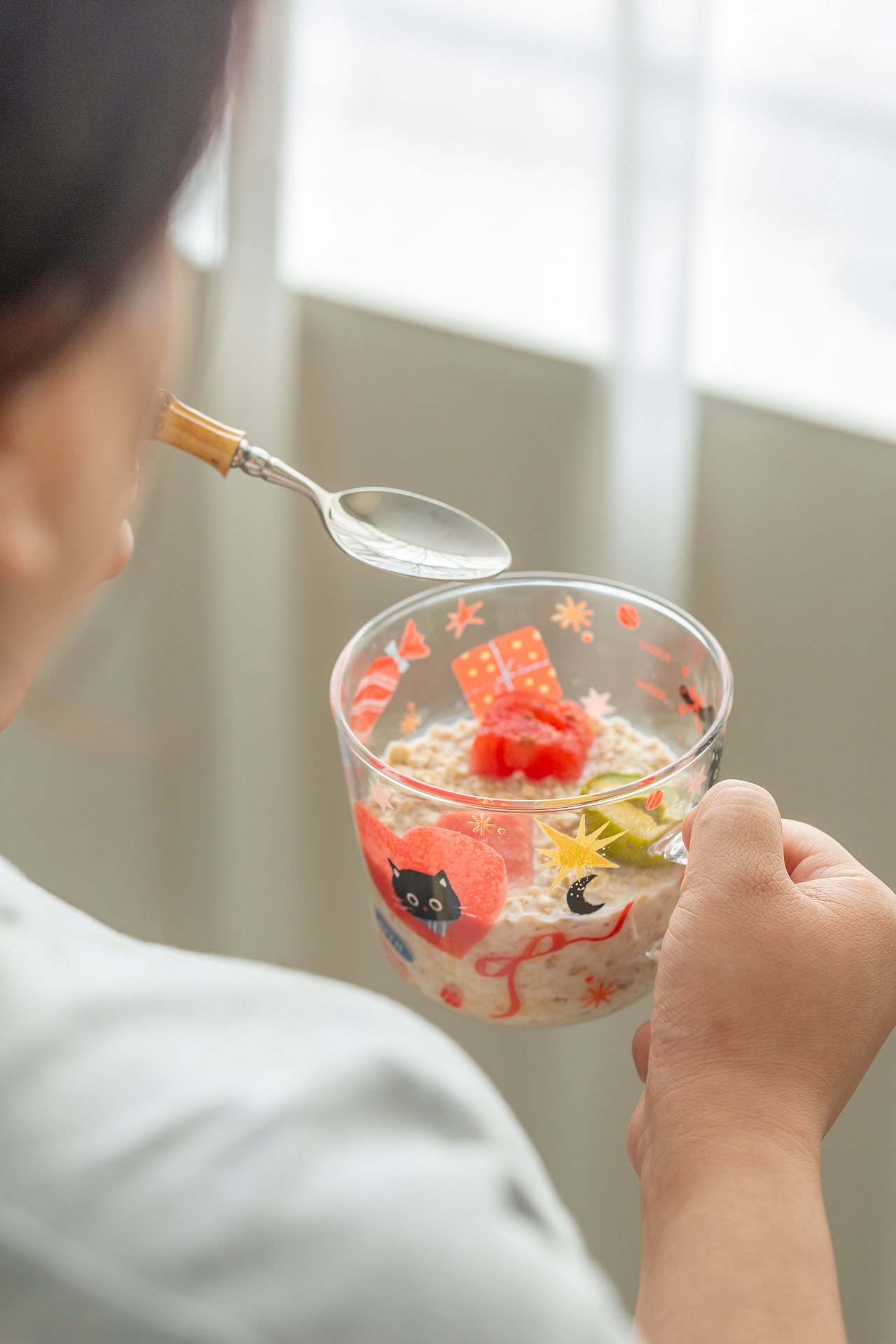 2024年已经过去一半了——水具摄影（图ZMzczMDMwNTU2） - 产品摄影 - 站酷设计师北极超甜虾原创素材 - 站酷ZCOOL