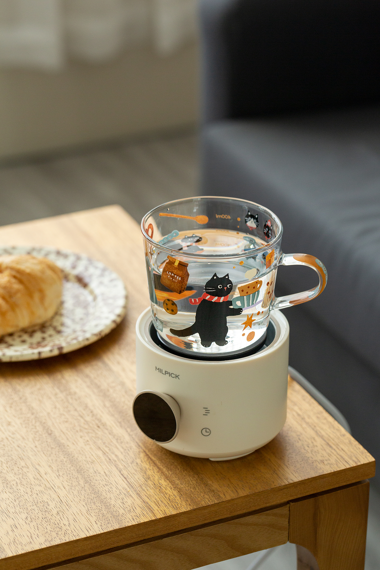 2024年已经过去一半了——水具摄影（图ZMzczMDMwNTY0） - 产品摄影 - 站酷设计师北极超甜虾原创素材 - 站酷ZCOOL