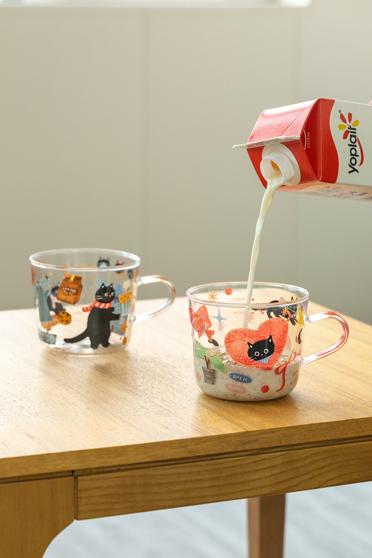 2024年已经过去一半了——水具摄影（图ZMzczMDMwNTY4） - 产品摄影 - 站酷设计师北极超甜虾原创素材 - 站酷ZCOOL