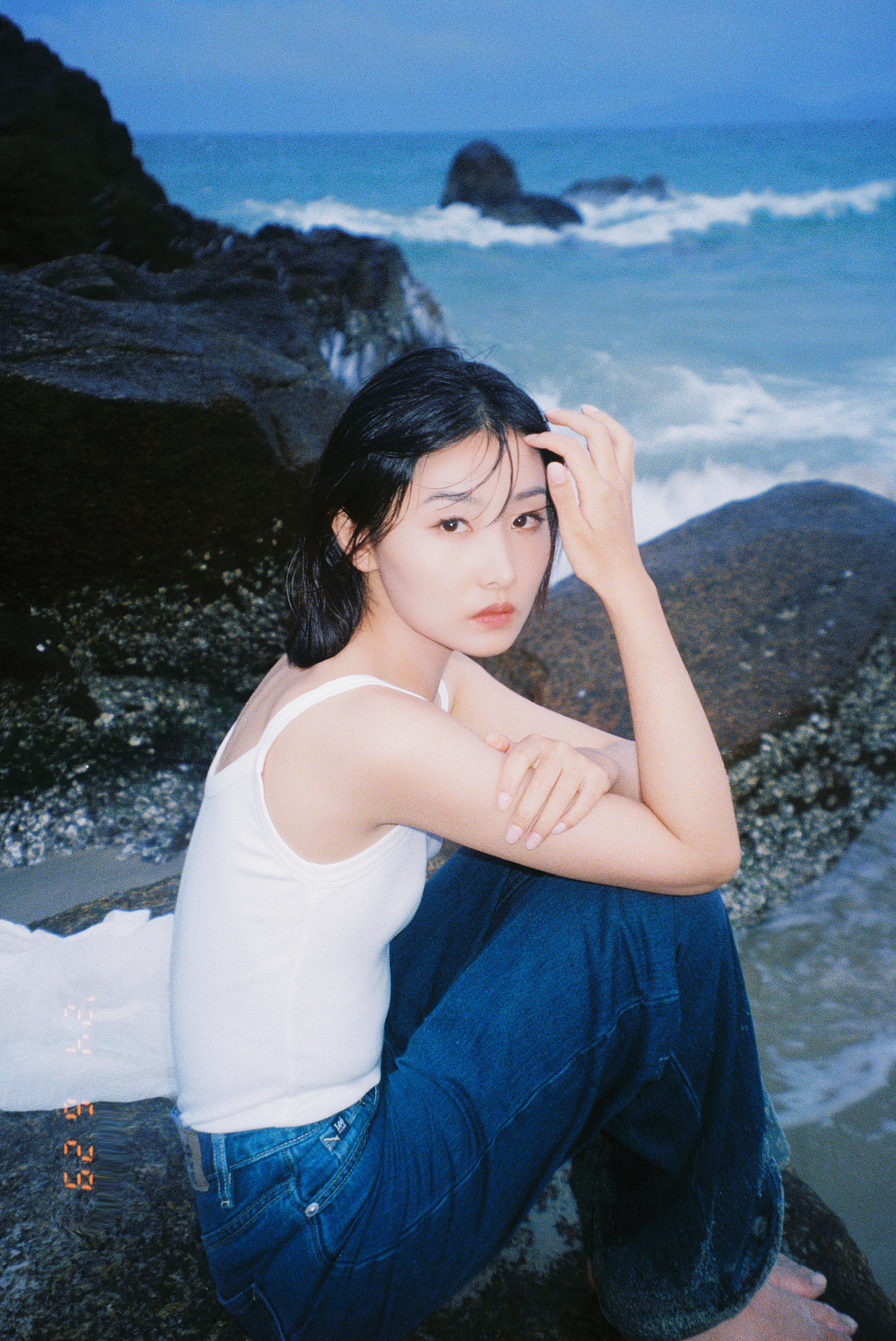 仲夏的玻璃海（图ZMzczMDY2MDA4） - 人像摄影 - 站酷设计师ARTLee小杰原创素材 - 站酷ZCOOL
