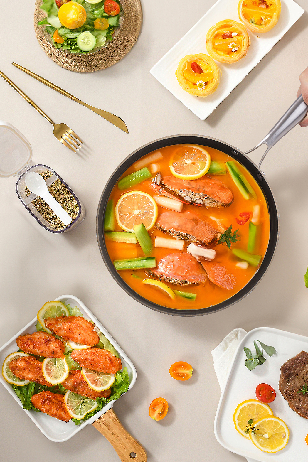 有间|意大利康詩达钛金深层煎炒锅