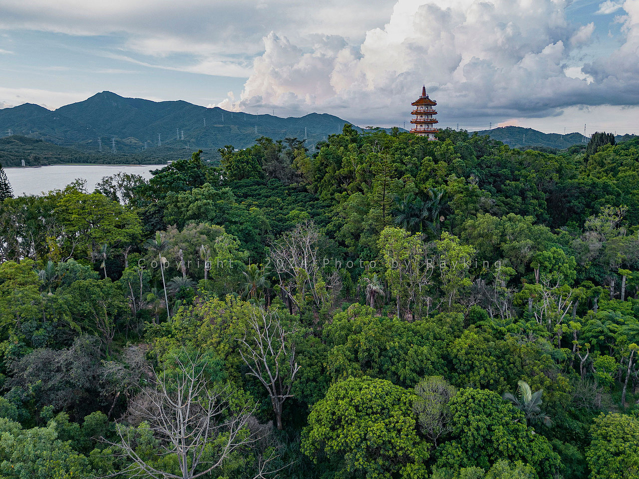 深圳西丽湖光山色
