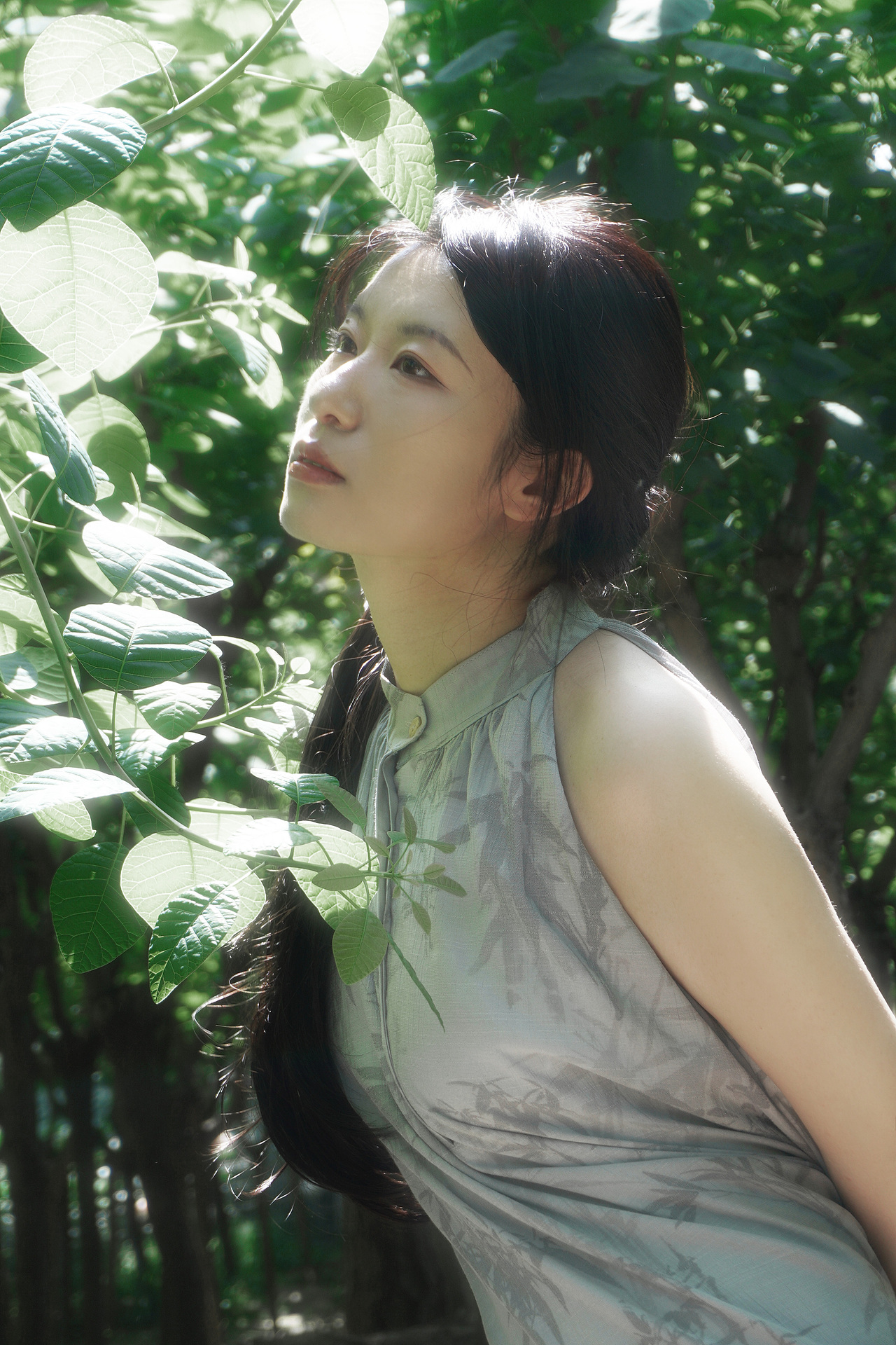 才下眉頭，卻上心頭（圖ZMzczMTM1OTAw） - 人像攝影 - 站酷設(shè)計(jì)師莫妮卡譚原創(chuàng)素材 - 站酷ZCOOL