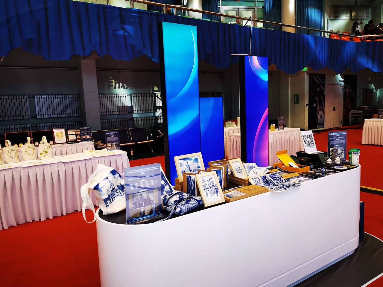 首次展台设计科技展台（图ZMzczMTg1MDA0） - 展陈设计 - 站酷设计师小牛奔奔路人甲原创素材 - 站酷ZCOOL