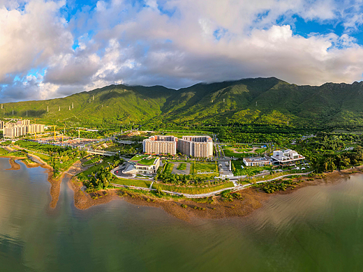 航拍深圳坝光早晨风光