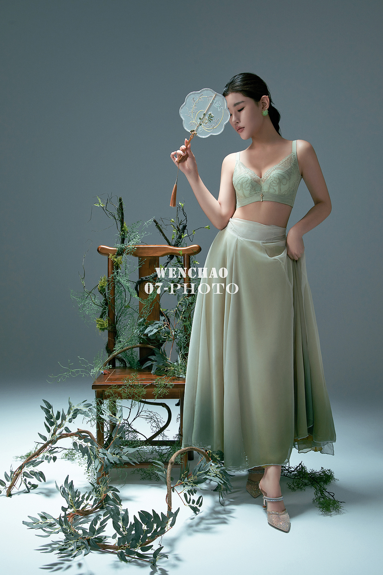 中式内衣拍摄（图ZMzczNDQzODEy） - 时尚/艺术摄影 - 站酷设计师wenchao_原创素材 - 站酷ZCOOL