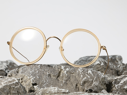 亚洲眼镜工厂：越黄的防蓝光眼镜效果越好吗？-新创森