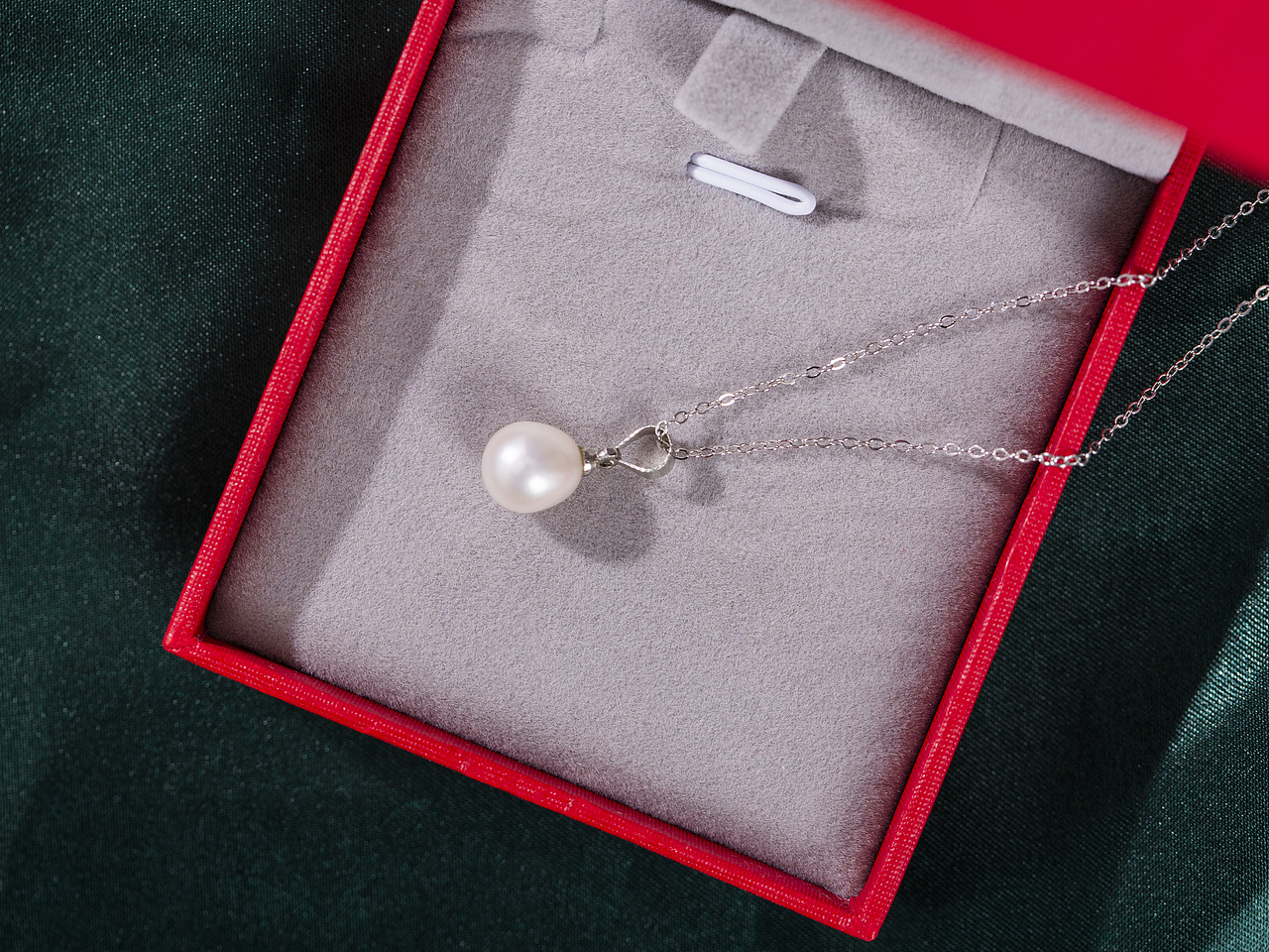 有间|中国黄金珍尚银淡水珍珠经典简约款百搭项链（图ZMzczNDU3MzEy） - 产品摄影 - 站酷设计师有间图片社原创素材 - 站酷ZCOOL
