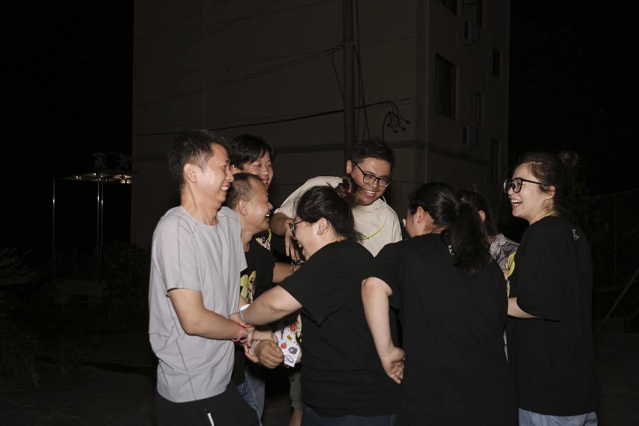 站酷18周年设计师大趴 -- SHANGHAI上海（图ZMzczNDg3NDY0） - 人文/纪实摄影 - 站酷设计师sevens777原创素材 - 站酷ZCOOL