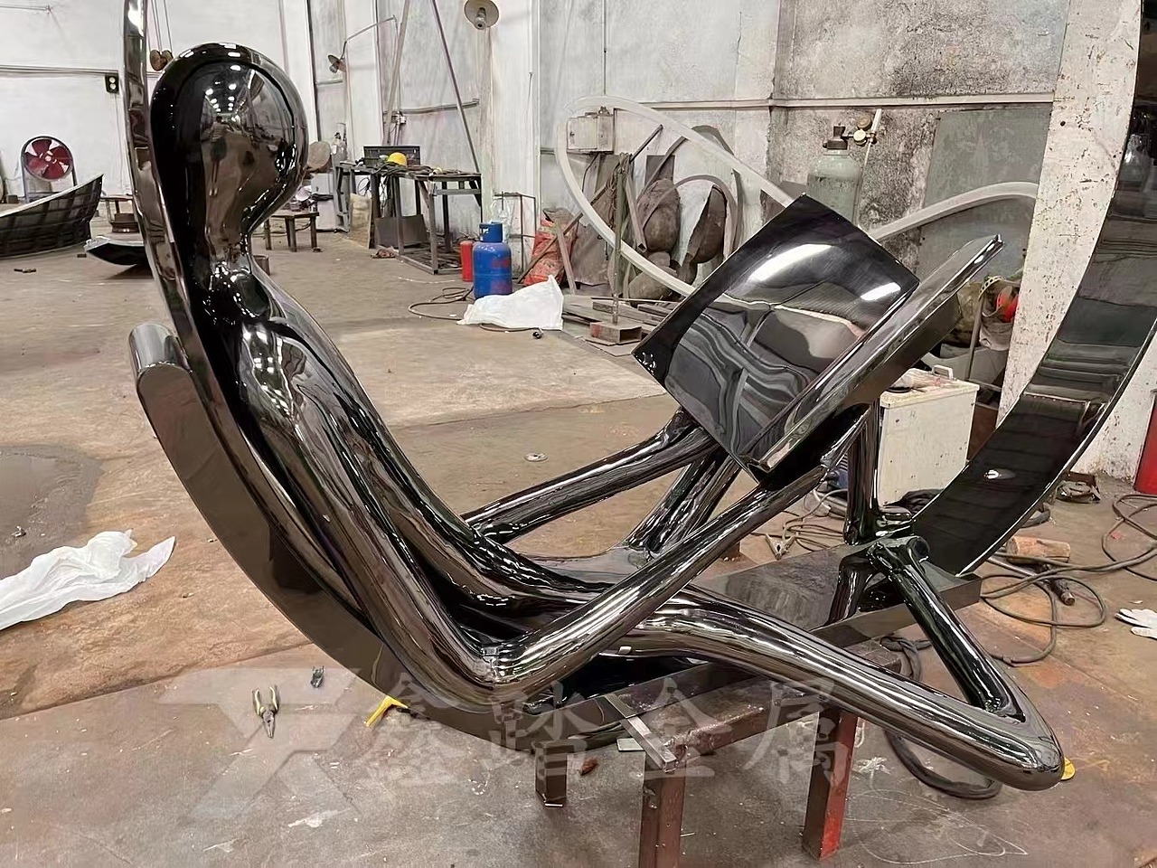 抽象不锈钢景观雕塑 不锈钢人物景观雕塑（图ZMzczNTI4MDI4） - 其他 - 站酷设计师w13927702320原创素材 - 站酷ZCOOL