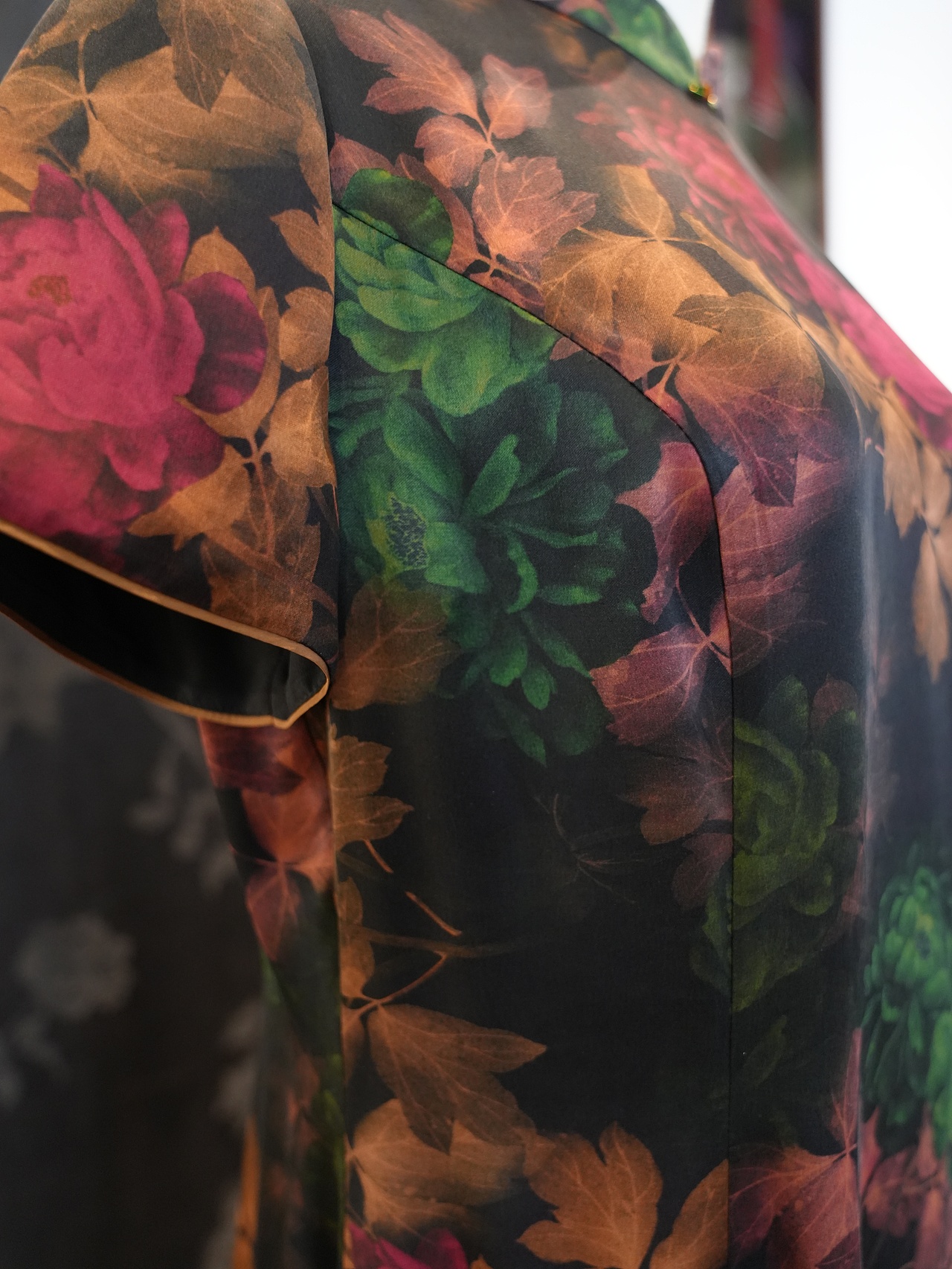 成衣 电商平台展示摄影图（图ZMzczNTYyNzY0） - 产品摄影 - 站酷设计师Z078045207原创素材 - 站酷ZCOOL