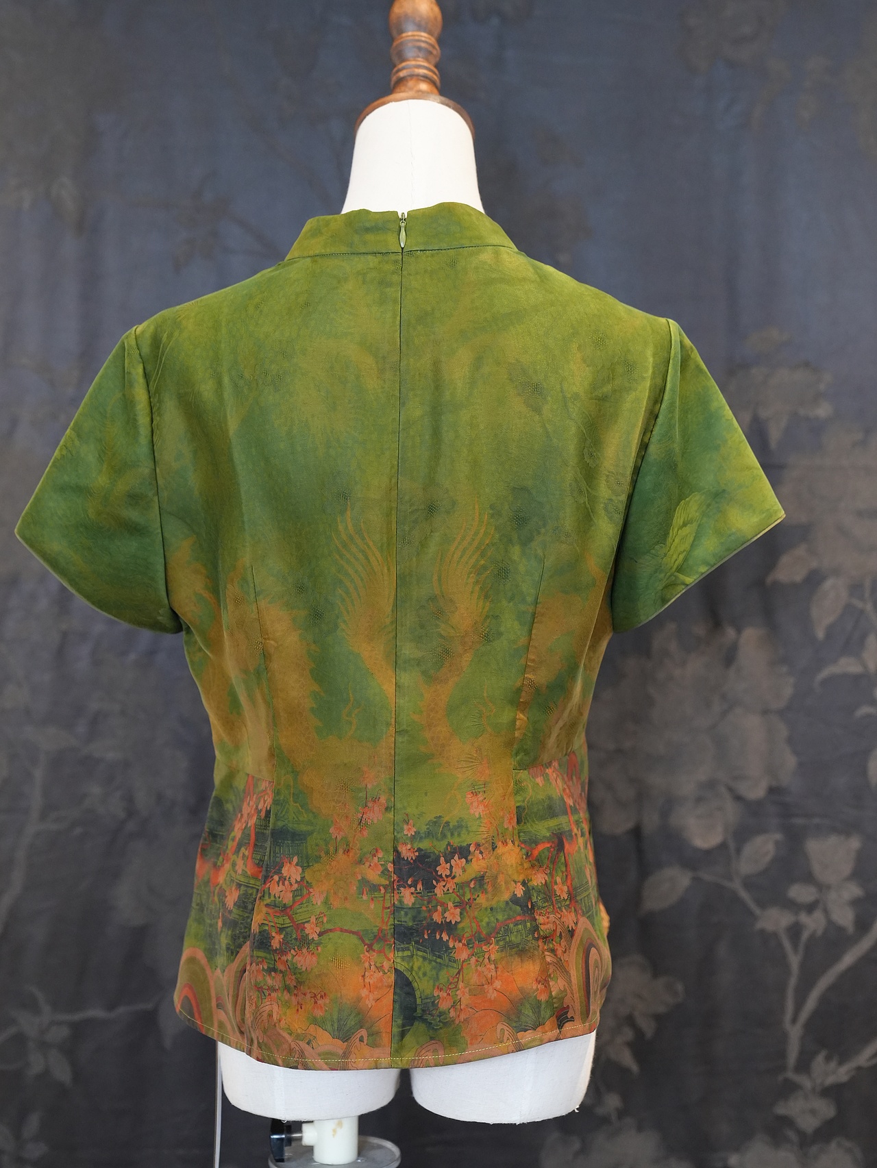 成衣 电商平台展示摄影图（图ZMzczNTYyODgw） - 产品摄影 - 站酷设计师Z078045207原创素材 - 站酷ZCOOL