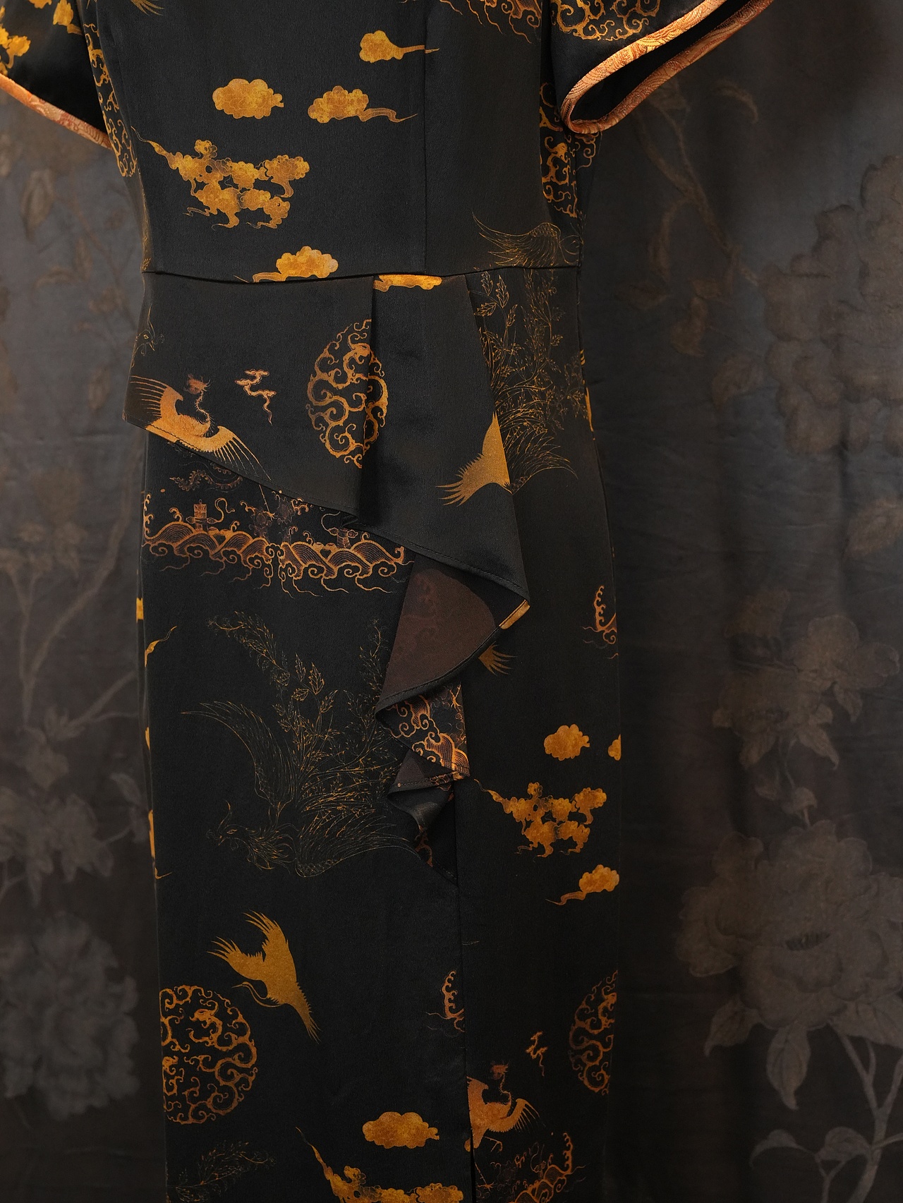 成衣 电商平台展示摄影图（图ZMzczNTYyOTMy） - 产品摄影 - 站酷设计师Z078045207原创素材 - 站酷ZCOOL