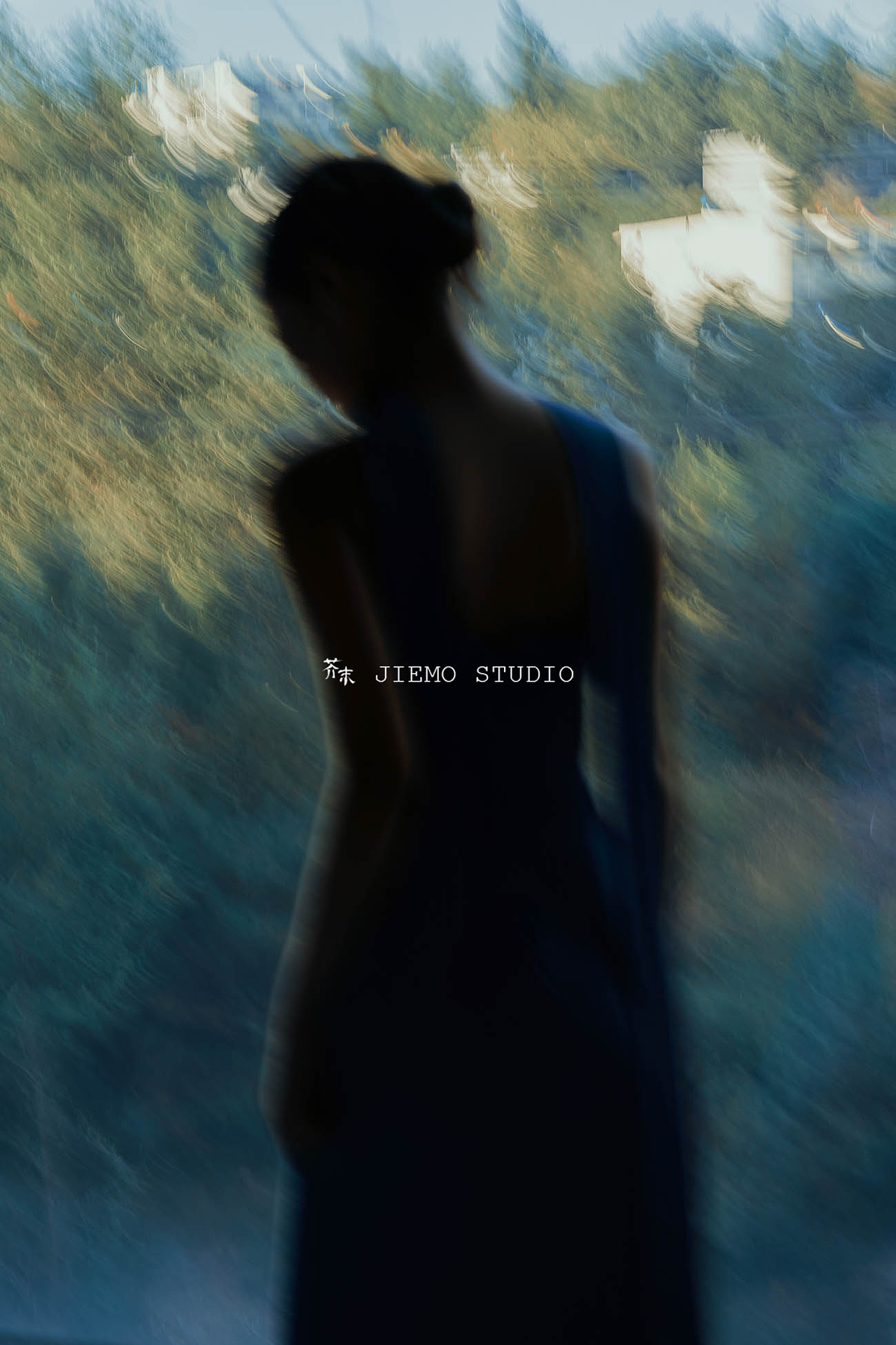 让人眼前一亮的克莱因蓝