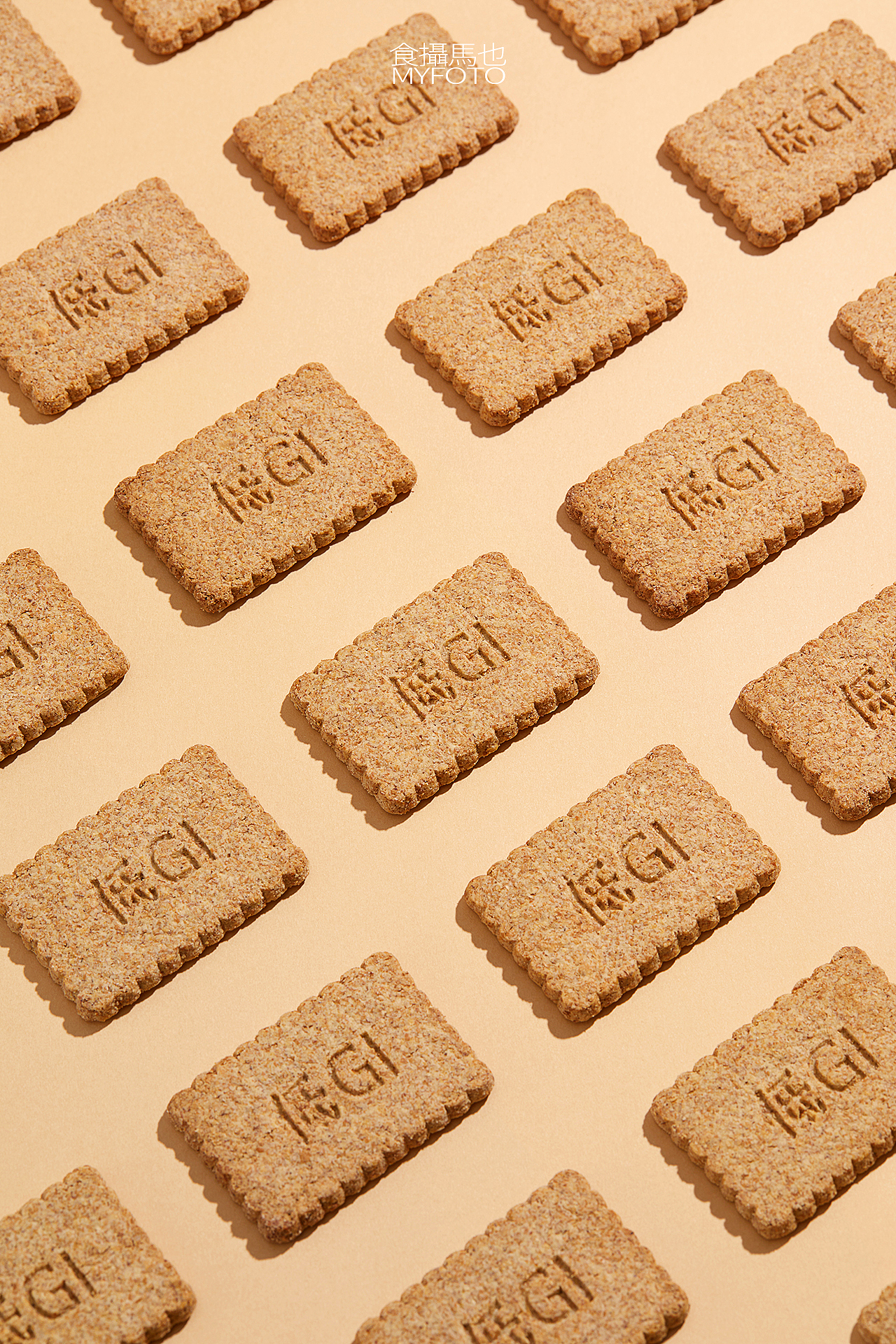 美食摄影丨暴打糖全麦饼干×食摄马也