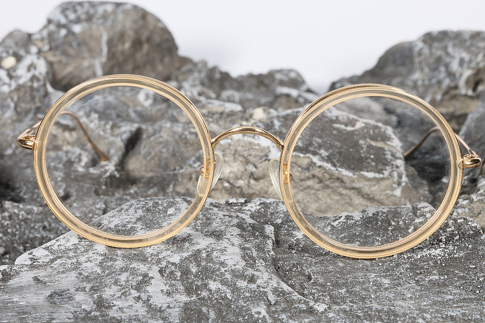 亚洲眼镜工厂：细说板材眼镜架的优点-新创森