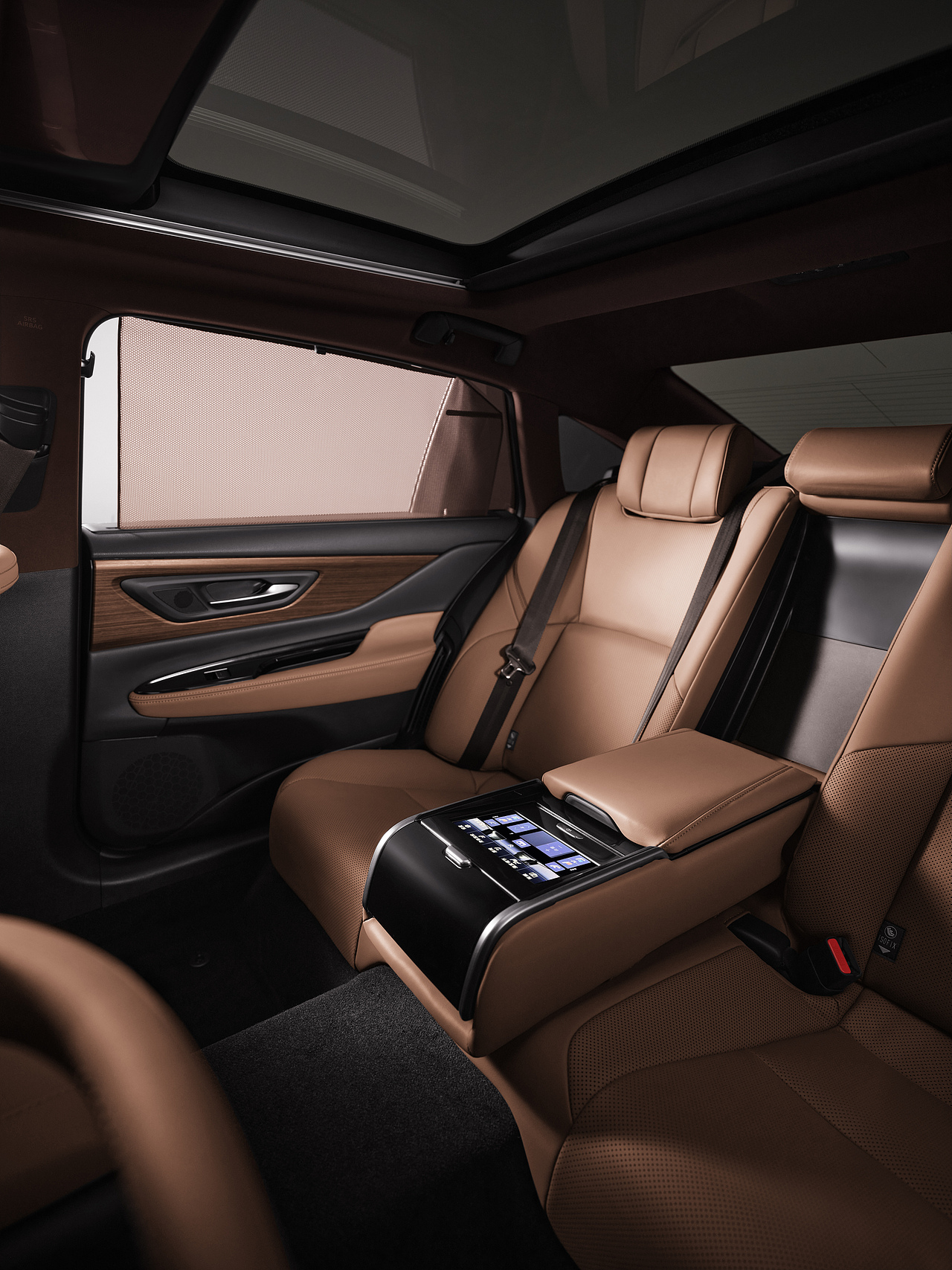 丰田皇冠（图ZMzczODM1NzU2） - 海报 - 站酷设计师酷设的ui原创素材 - 站酷ZCOOL