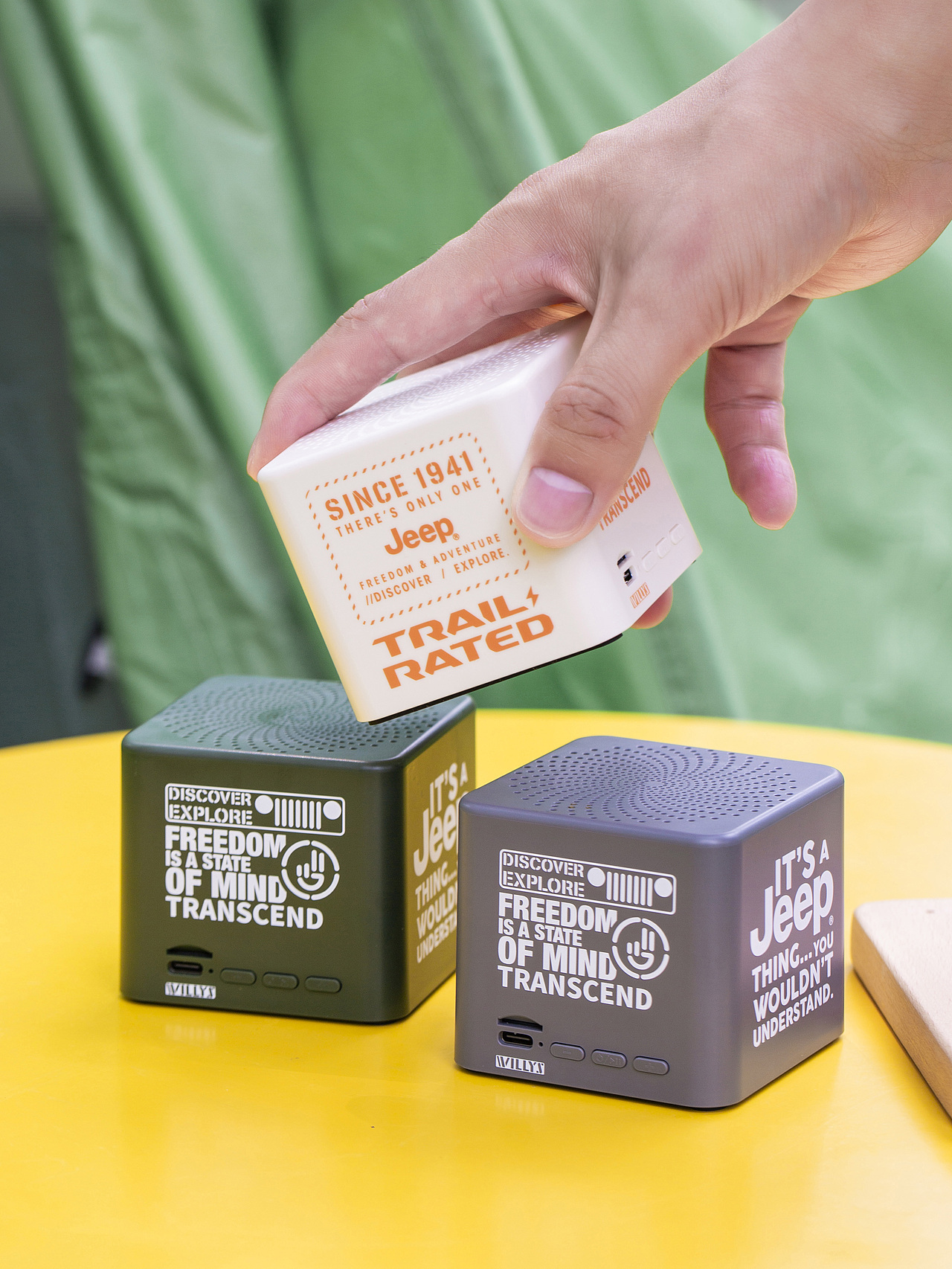 有间|jeep吉普蓝牙音响（图ZMzczOTMxNTk2） - 产品摄影 - 站酷设计师有间图片社原创素材 - 站酷ZCOOL