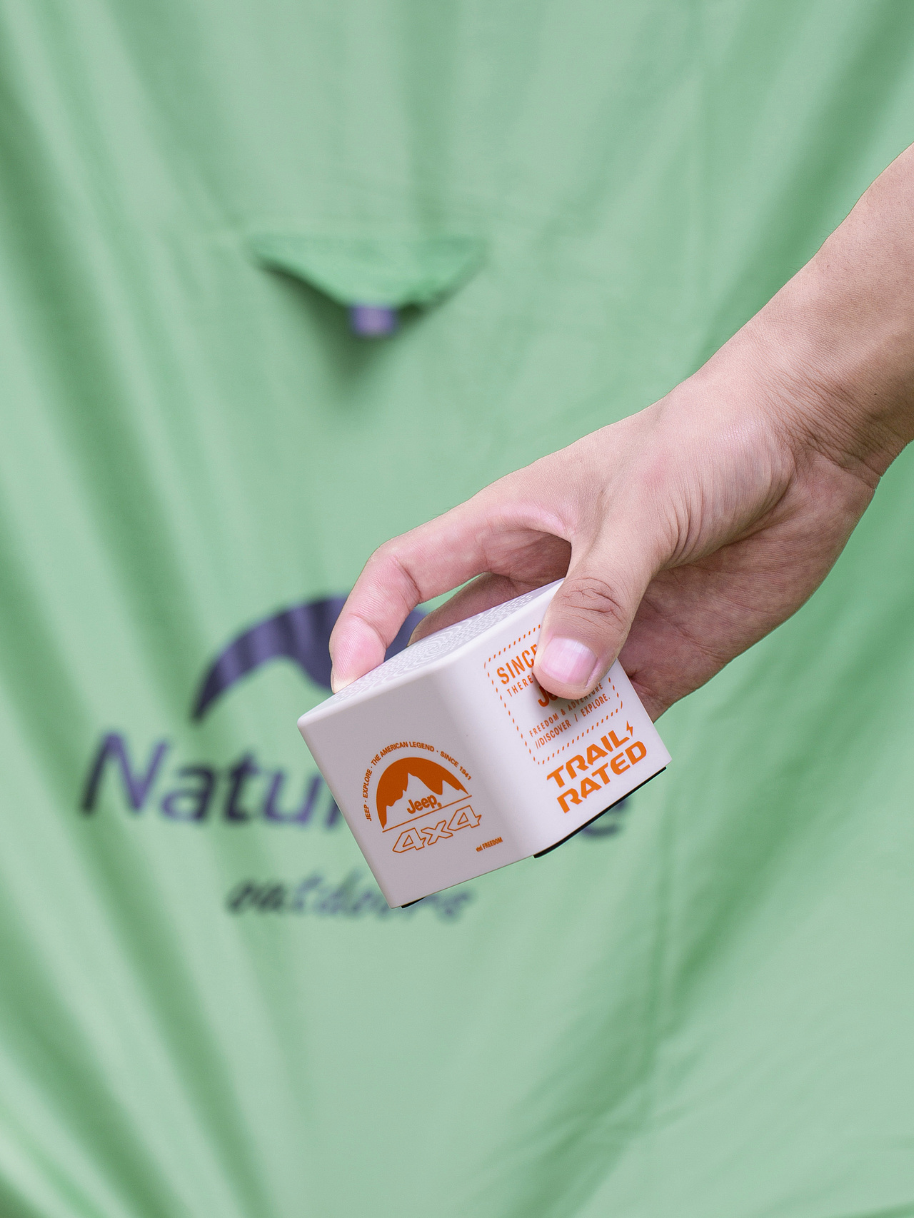 有间|jeep吉普蓝牙音响（图ZMzczOTMxNjA4） - 产品摄影 - 站酷设计师有间图片社原创素材 - 站酷ZCOOL