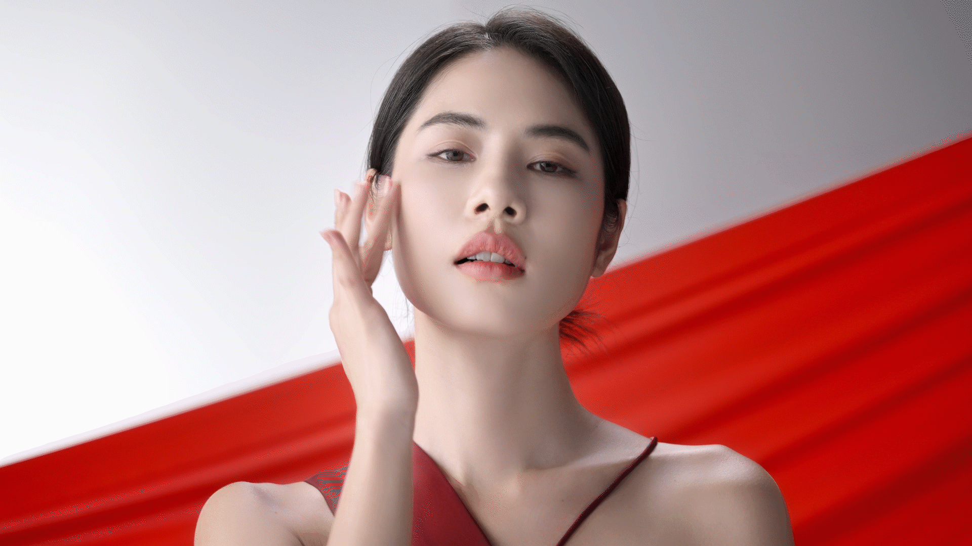 MARUBI&合否品牌营销丨丸美-弹力蛋白紧致抗皱保养液