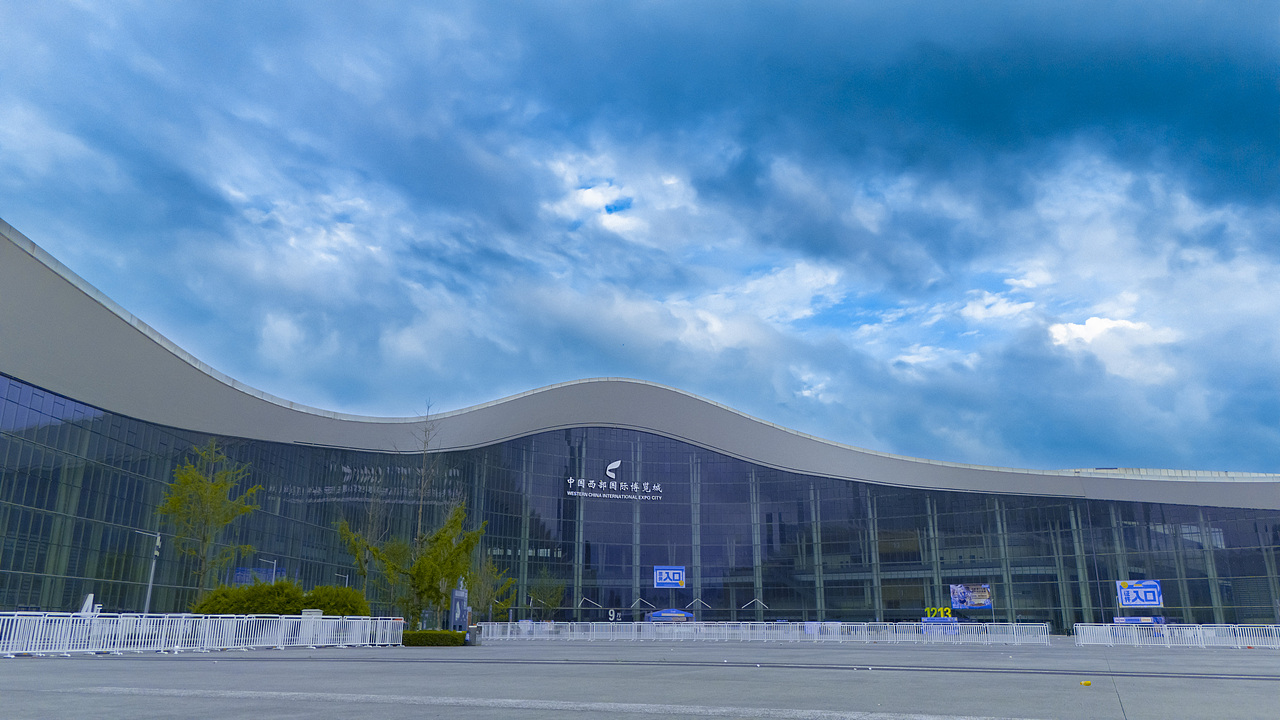 西博城飞行拍摄