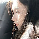 每晚哄手机睡觉的头像