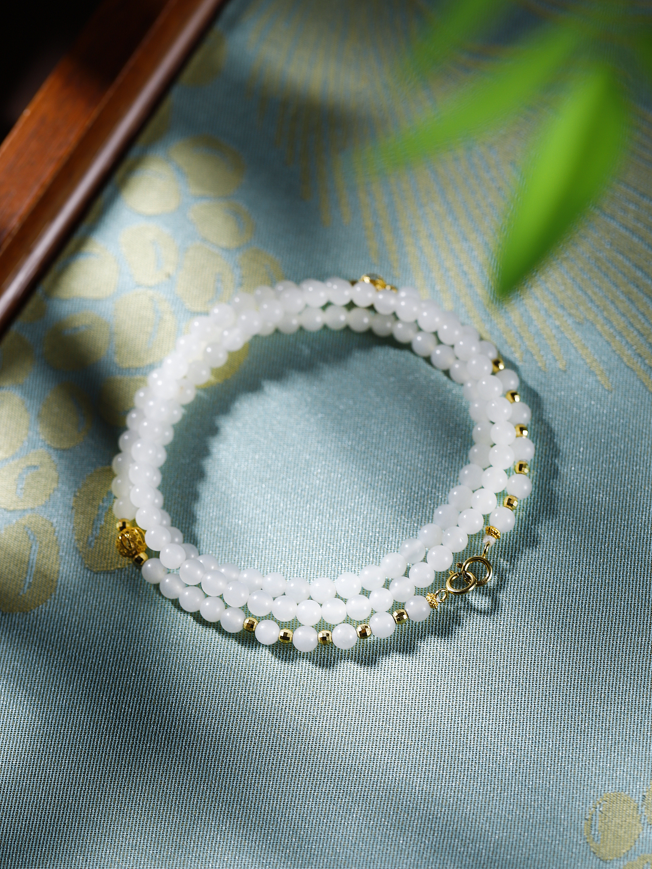 和田白玉珠串系列（图ZMzc0MDc1MDc2） - 产品摄影 - 站酷设计师摄影师一王中琦原创素材 - 站酷ZCOOL