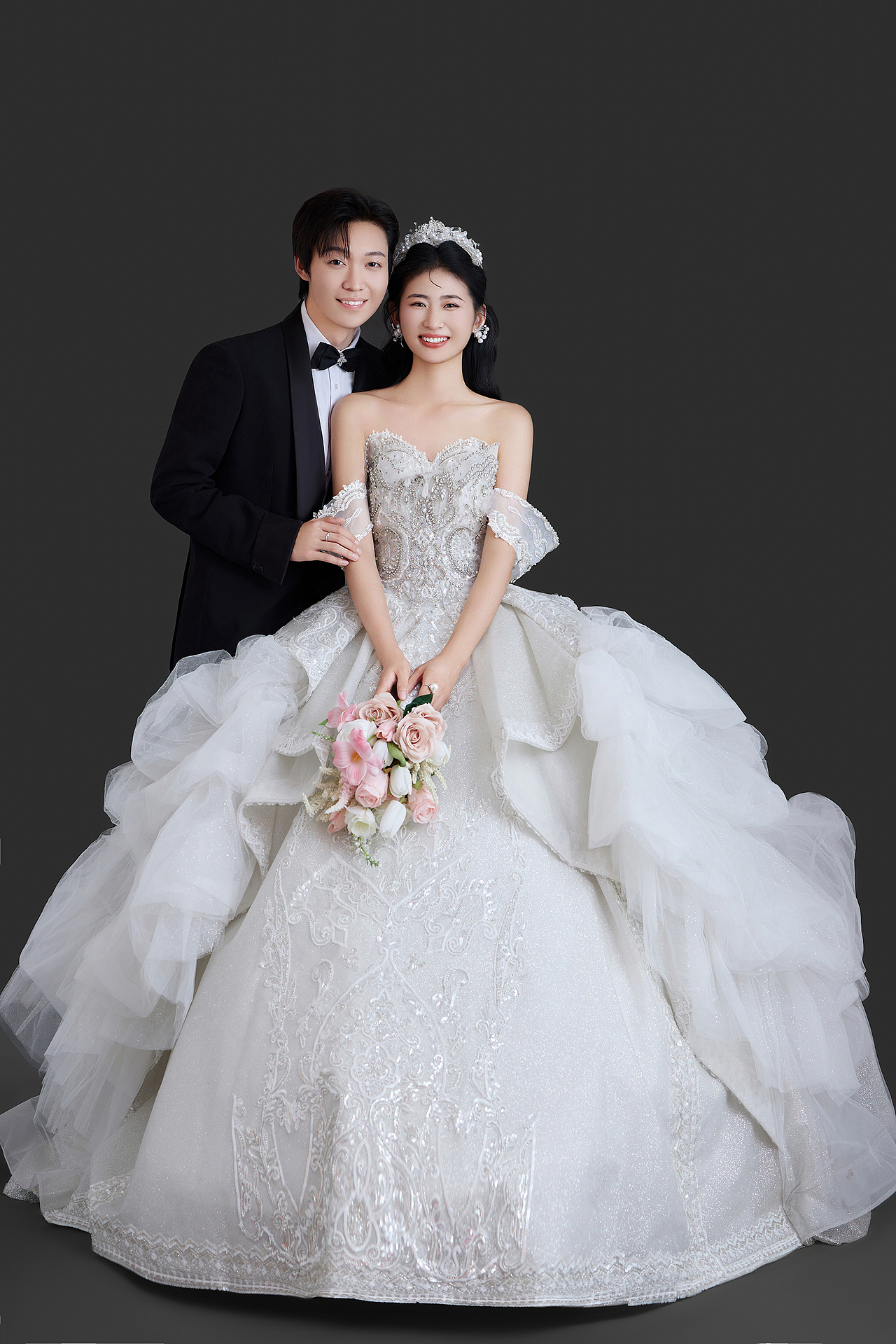 棚拍白纱主题（图ZMzc0MTMwMjQ0） - 人像摄影 - 站酷设计师暴灰修图任辉原创素材 - 站酷ZCOOL