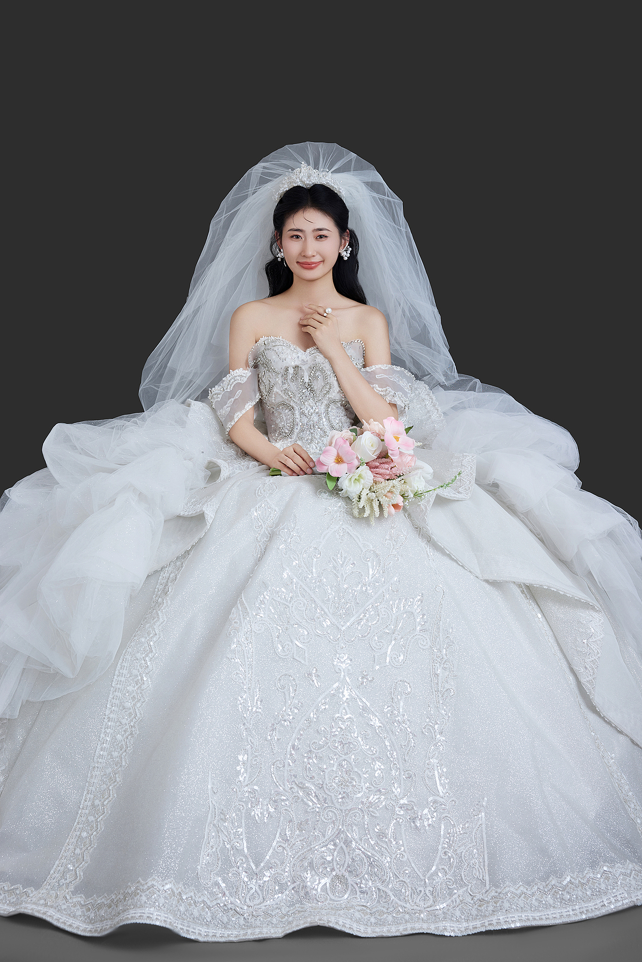 棚拍白纱主题（图ZMzc0MTMwMjY0） - 人像摄影 - 站酷设计师暴灰修图任辉原创素材 - 站酷ZCOOL