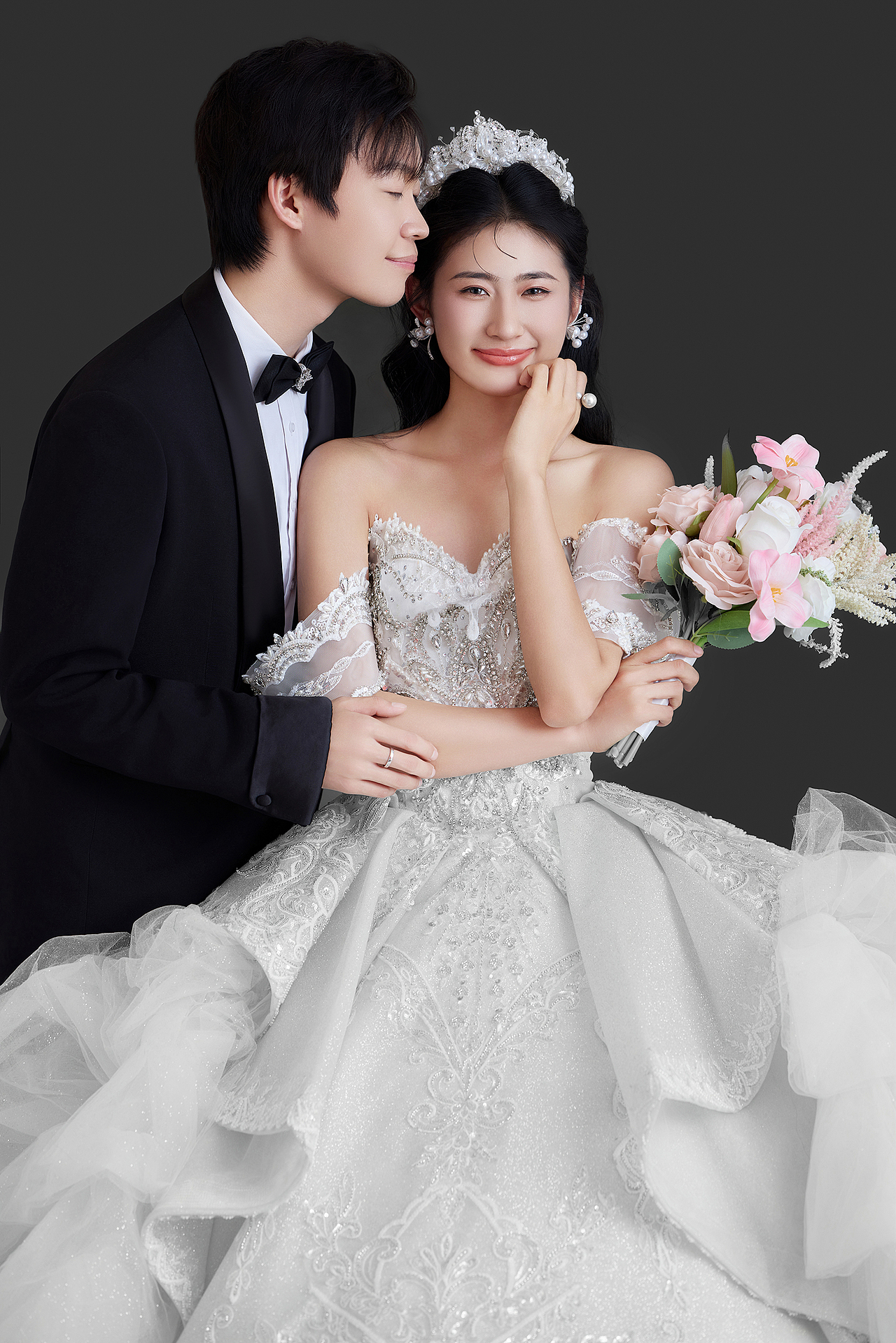 棚拍白纱主题（图ZMzc0MTMwMjQ4） - 人像摄影 - 站酷设计师暴灰修图任辉原创素材 - 站酷ZCOOL