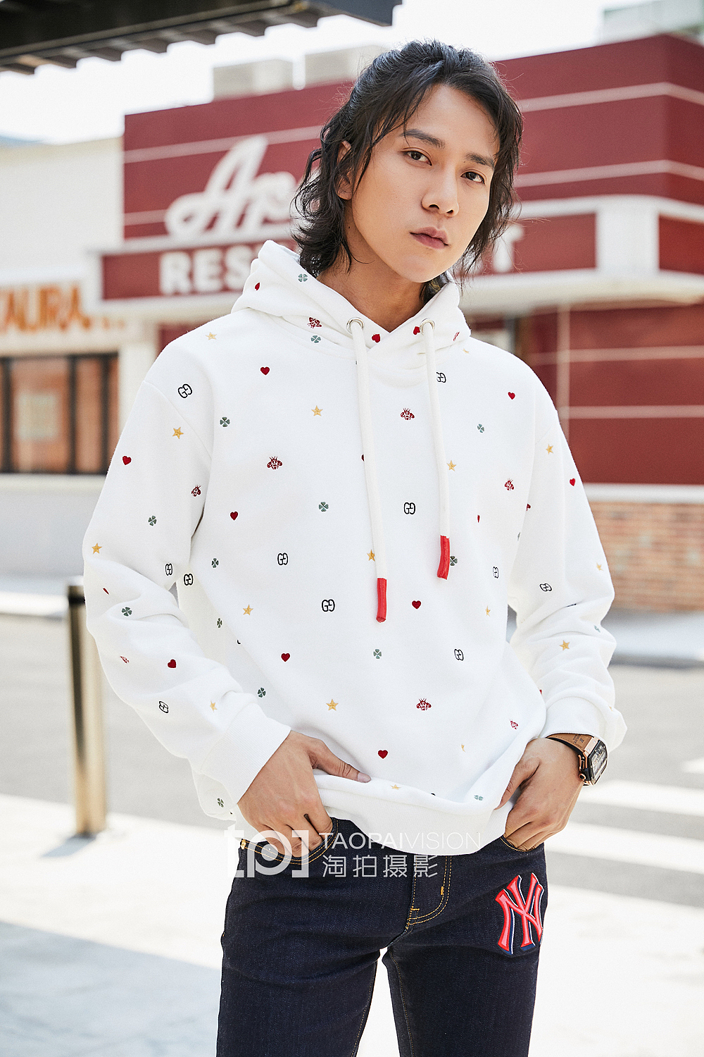 男装卫衣街拍